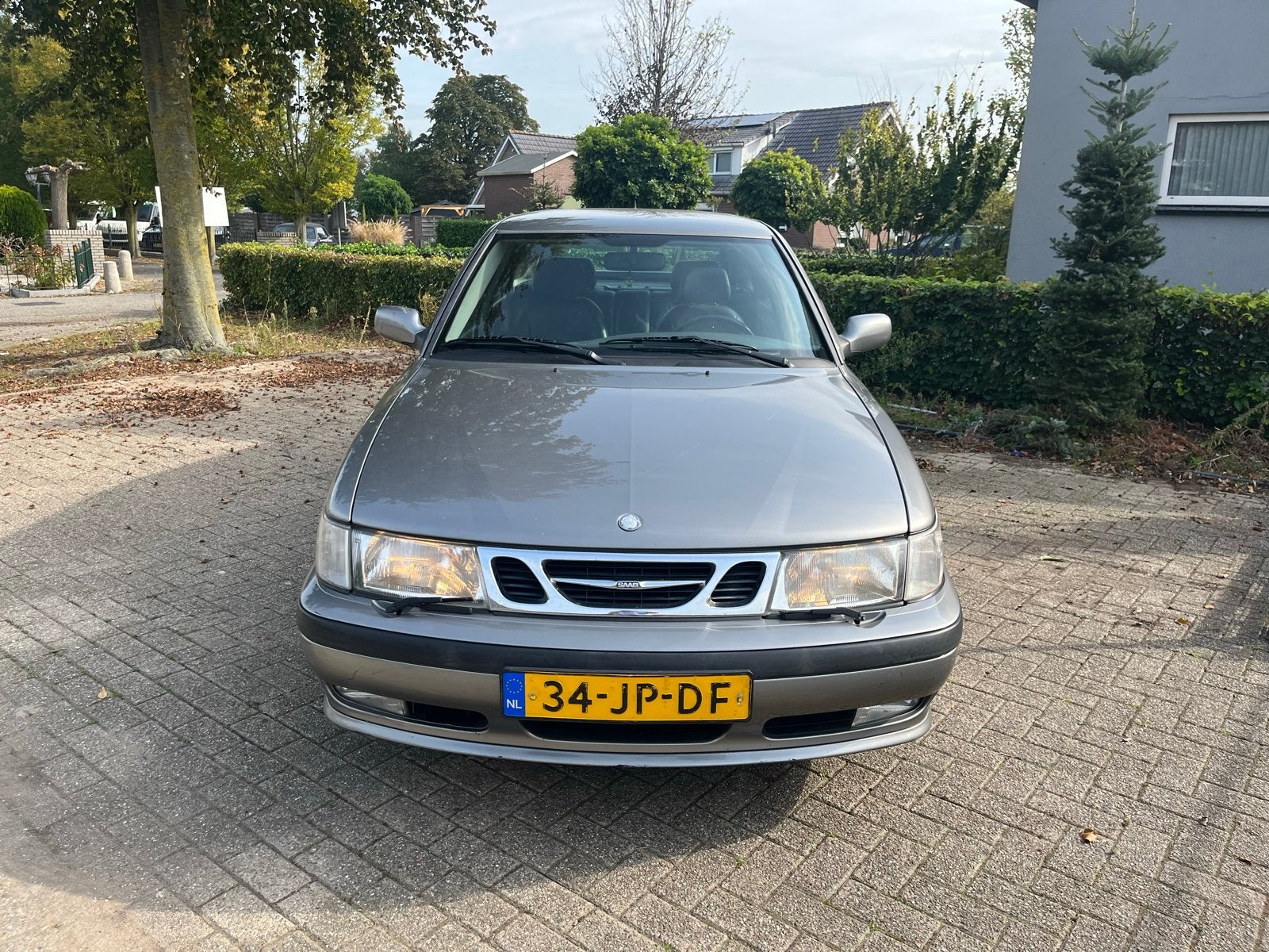 Saab 9-3 2.0T 110KW 2002 Grijs, Voorwielaandrijving, Elektrische ramen, Zwart, 4 cilinders