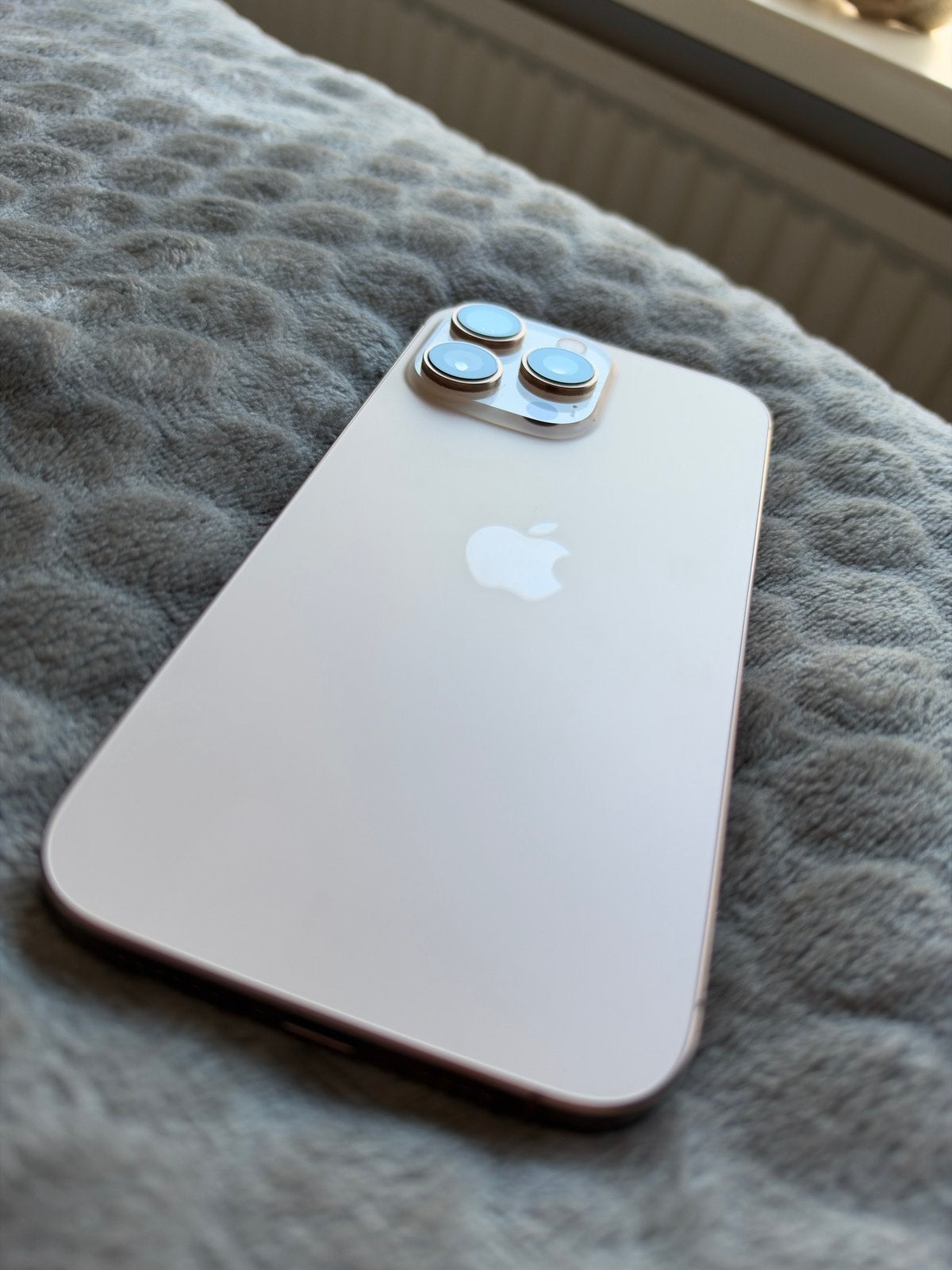 Foto 5 van iPhone 16 Pro Max 256GB Desert Titanium - 93% Batterij