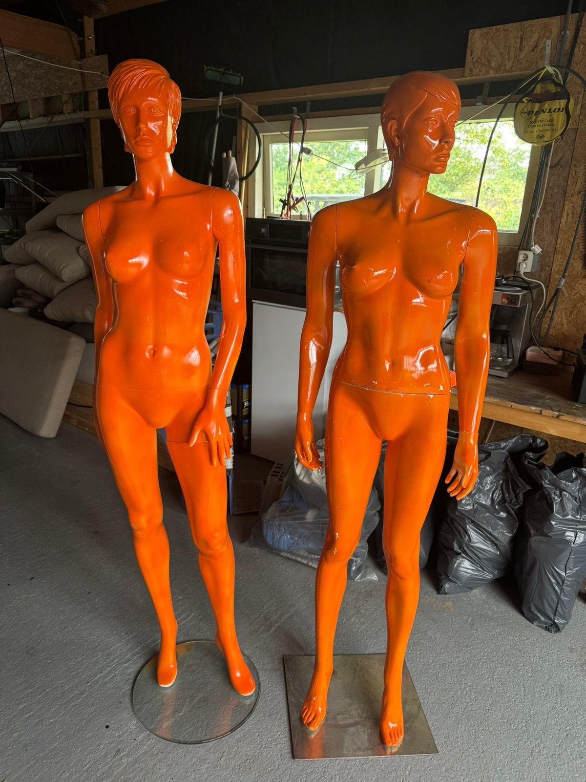 2x oranje paspop / etalage pop, Verzamelen, Poppen, Ophalen, Zo goed als nieuw, Pop