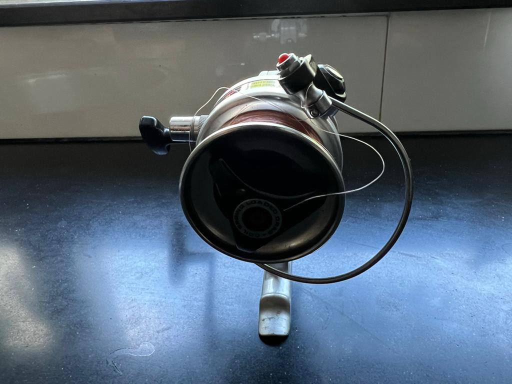 Diawa 2500 C Vintage Vismolen - Gear Ratio 1:4.8, Ophalen, Gebruikt, Molen
