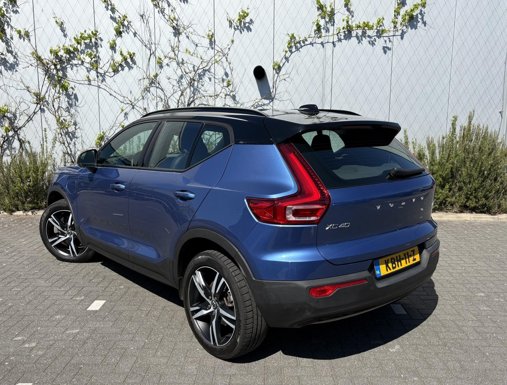 Volvo XC40 1.5 T4 Recharge R-Design Expression | Plug-in Hyb, Auto's, Stof, Euro 6, 1712 kg, Blauw