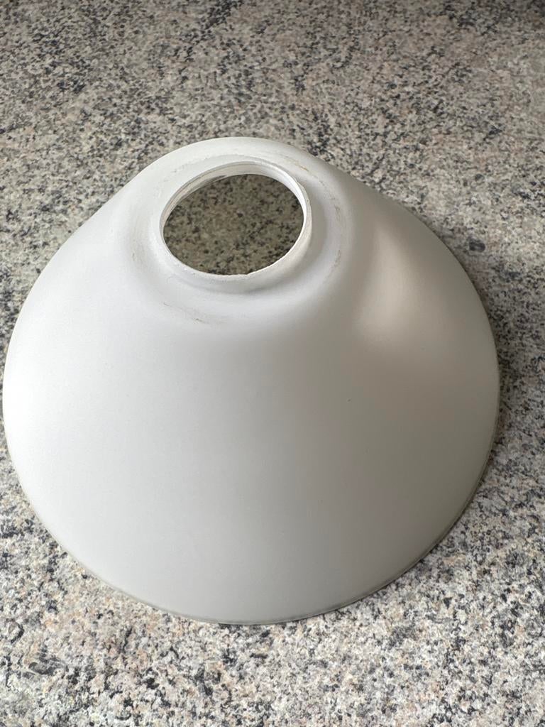 Mat glazen lampenkapje - 18 cm breed, 8 cm hoog, Ophalen, Gebruikt, Wit, Rond