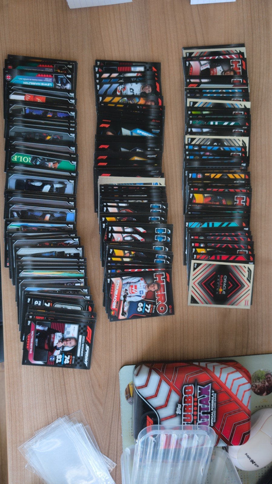 Topps Turbo Attax F1 2022 - 280 verschillende kaarten, Ophalen of Verzenden, Zo goed als nieuw, Meerdere kaarten