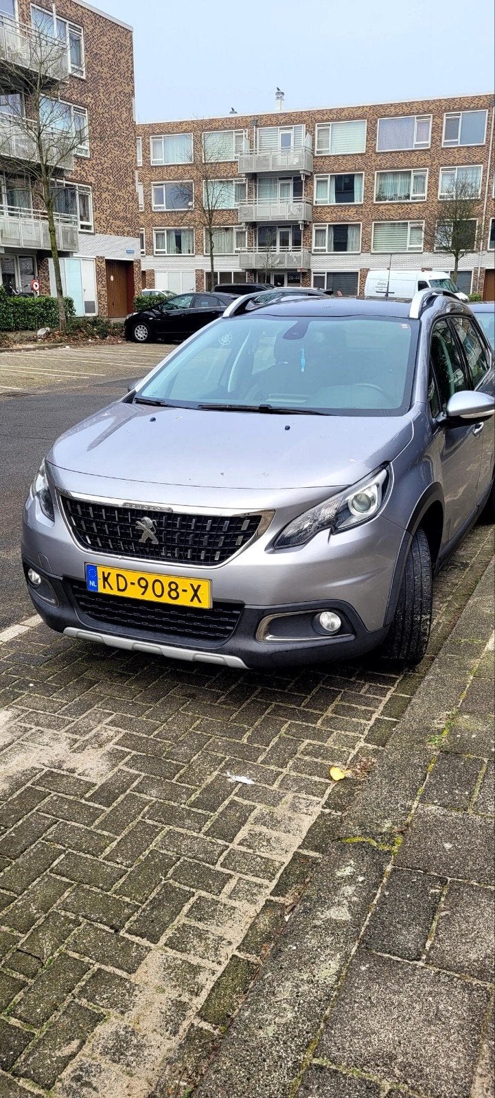 Peugeot 2008 1.2 Pure Tech Allure Automaat Panorama, Auto's, 450 kg, 40 €/maand, 1199 cc, 770 kg