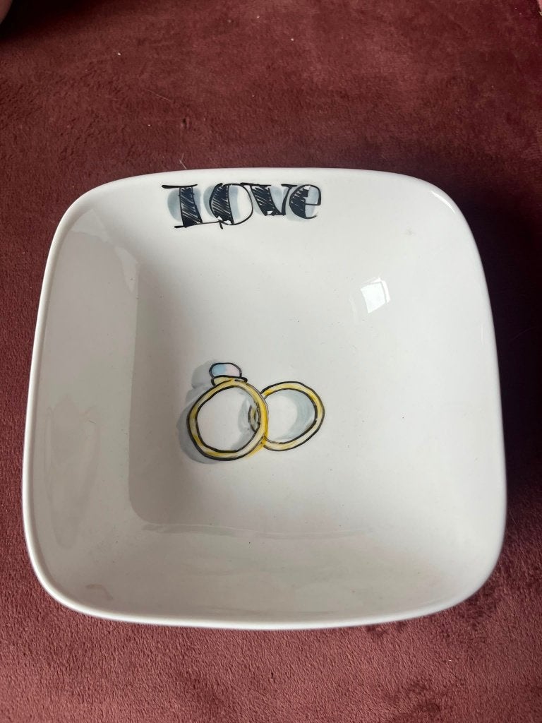 Blond Amsterdam LE Handwerk bakje love, Nieuw, Ophalen of Verzenden, Schaal of Schalen, Aardewerk