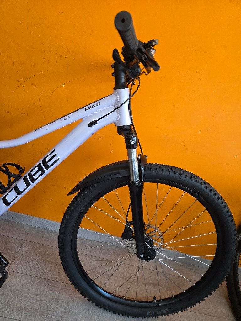 Foto 6 van Cube 27.5 Access maat XS