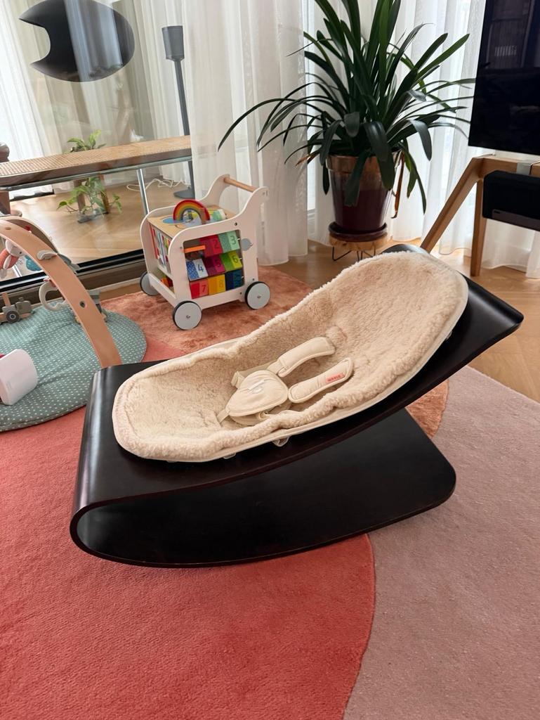 €90 – Bloom Coco Rocker + Wooly Seat Pad, Kinderen en Baby's, Wipstoeltjes, Wipstoel, Ophalen, Overige merken, Met gordel(s) of riempje(s)