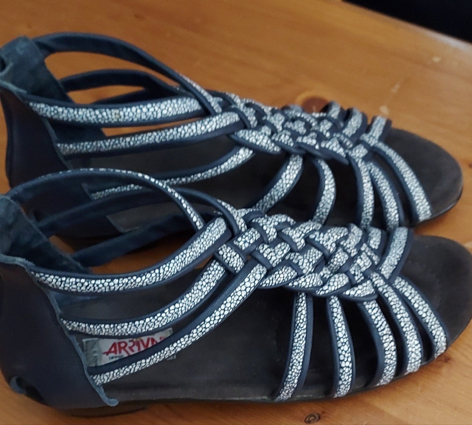 Prachtige ZGAN ARRIVA Sandalen, Arriva, Blauw, Zo goed als nieuw, Sandalen of Muiltjes