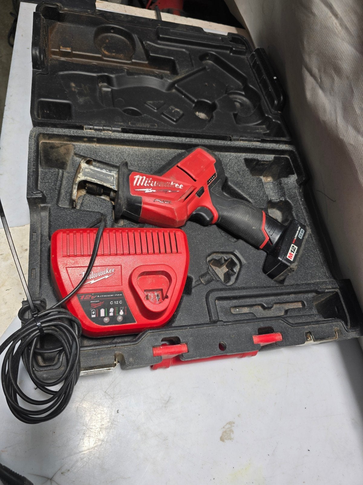 Milwaukee M12 reciprozaag 12v set, Nieuw, Ophalen of Verzenden, Milwaukee, N.v.t