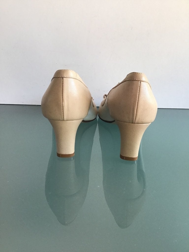 Nieuwe luxe peep‑toe | beige leer 41.5 | Gratis verzenden, Pumps, Verzenden, Beige, Nieuw