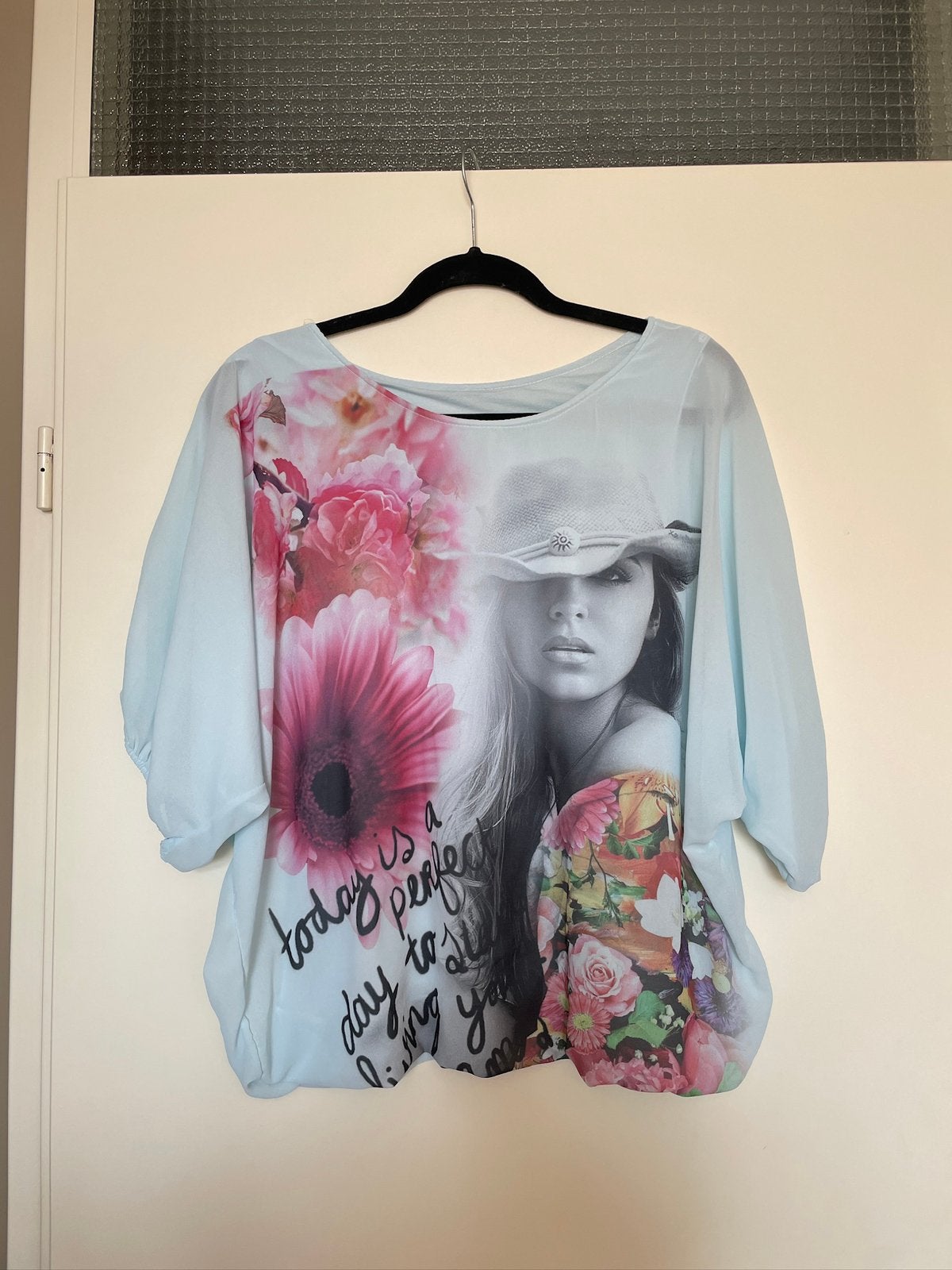 boho ibiza bloemen tuniek blouse met pof mouwen mt L, Ophalen of Verzenden, Zo goed als nieuw, Maat 42/44 (L), Blauw