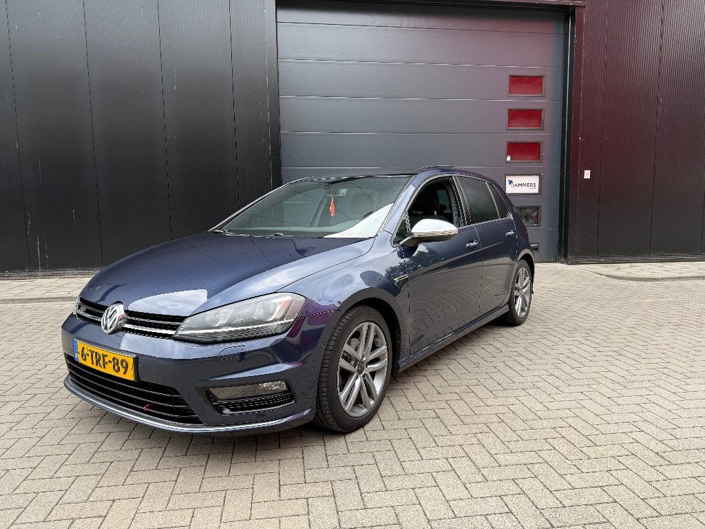 Volkswagen Golf 1.4 TSI ACT Highline R-Line DSG Pano/Keyless, Auto's, Dealer onderhouden, 40 €/maand, Euro 6, 4 cilinders