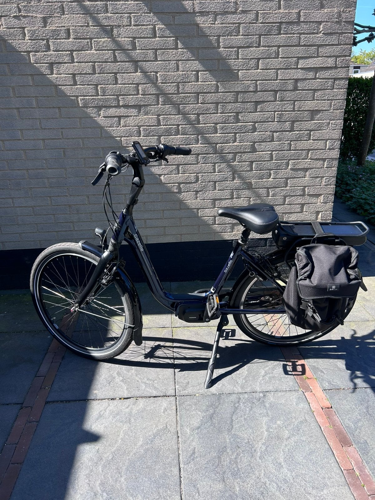 Gazelle Ami C7 elektrische fiets met extra lage instap, Fietsen en Brommers, Fietsen | Tandems, Ophalen, Minder dan 10 versnellingen