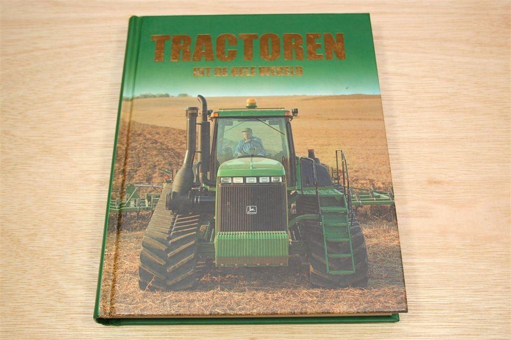 Tractoren uit de Wereld — 1892-2004 — Rijk Geïllustreerd, Boeken, Vervoer en Transport, Zo goed als nieuw, Tractor en Landbouw