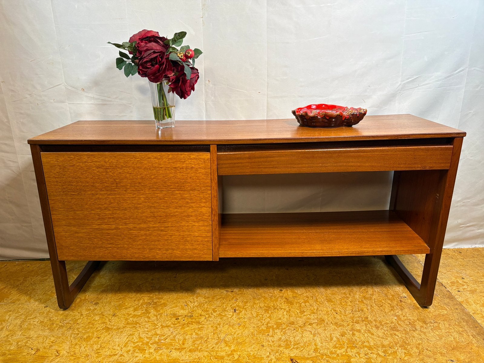 Gratis bezorging!VintageTeakMediaDressoirPlatenspelerVinyl60, Gebruikt, 100 tot 150 cm, GPlan, Teakhout