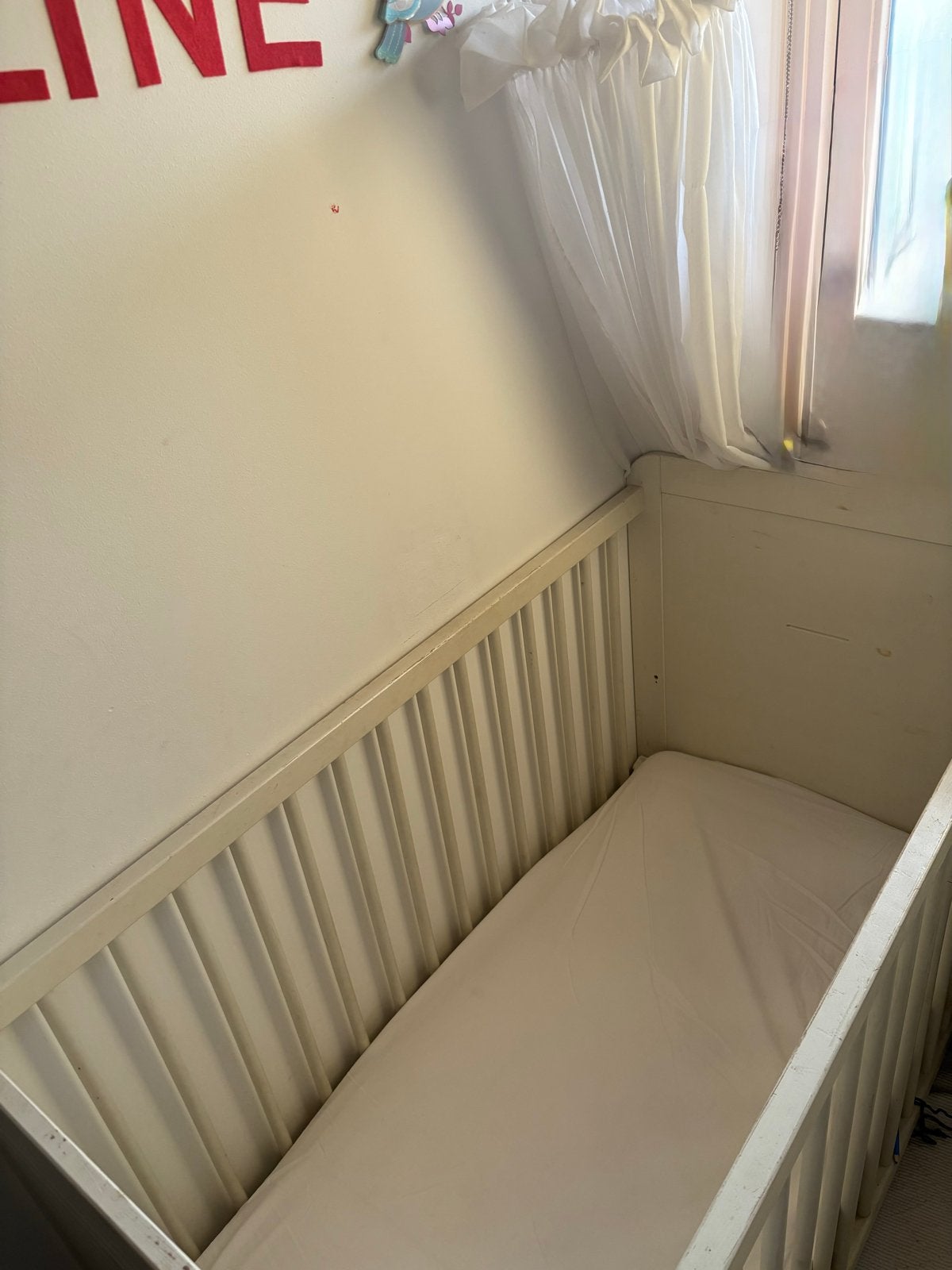 Complete babykamer set - Ledikant, commode en kledingkast, Ophalen of Verzenden, Gebruikt, Jongetje of Meisje