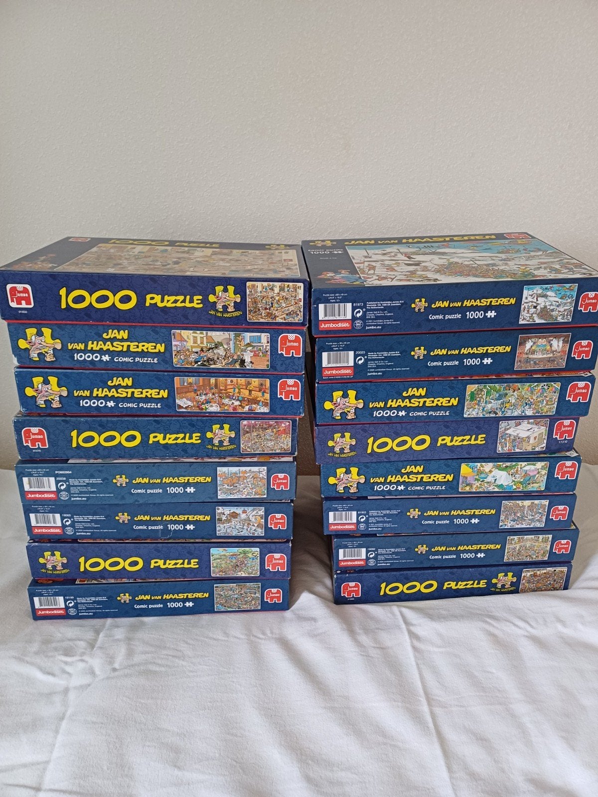 Nog  3 Jan van Haasteren 1000 stukjes .
En alle 3 voor €21.N, Ophalen of Verzenden, 500 t/m 1500 stukjes, Zo goed als nieuw