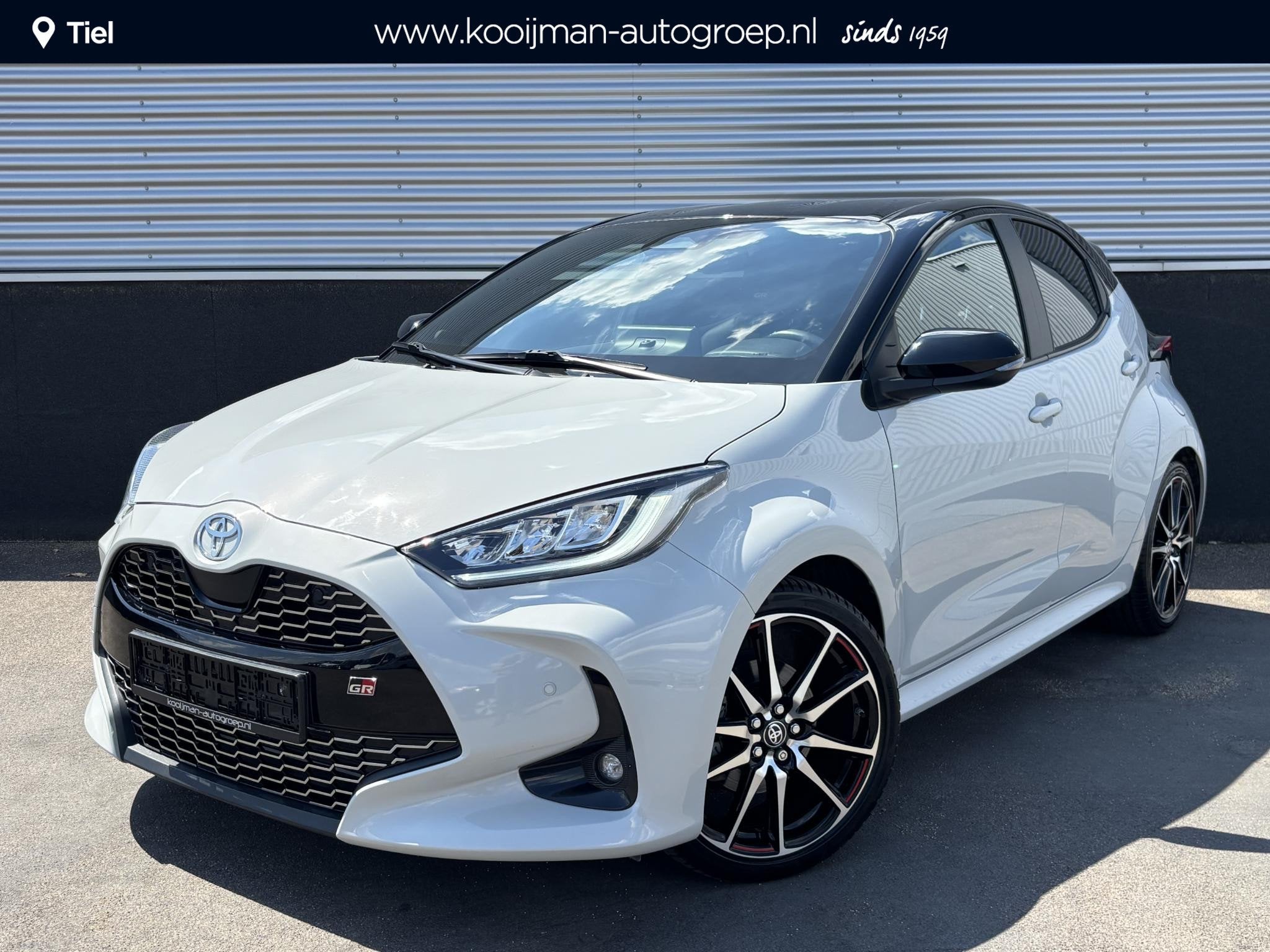 Toyota Yaris 1.5 Hybrid GR Sport Bi-tone, Stoelverwarming, S, Auto's, 450 kg, Gebruikt, Euro 6, Automatische klimaatregeling