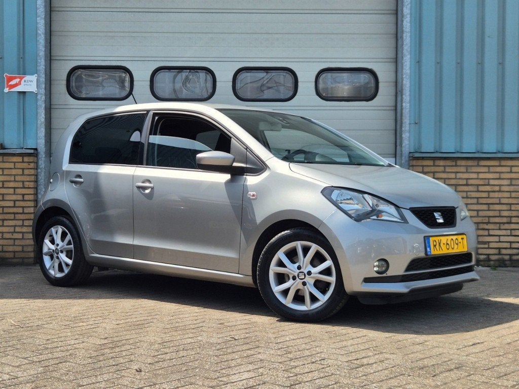 SEAT Mii 1.0 STYLE INTENSE, Voorwielaandrijving, Electronic Stability Program (ESP), Gebruikt, 31 €/maand