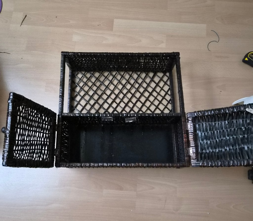 Rotan hangkastje, Ophalen, Gebruikt