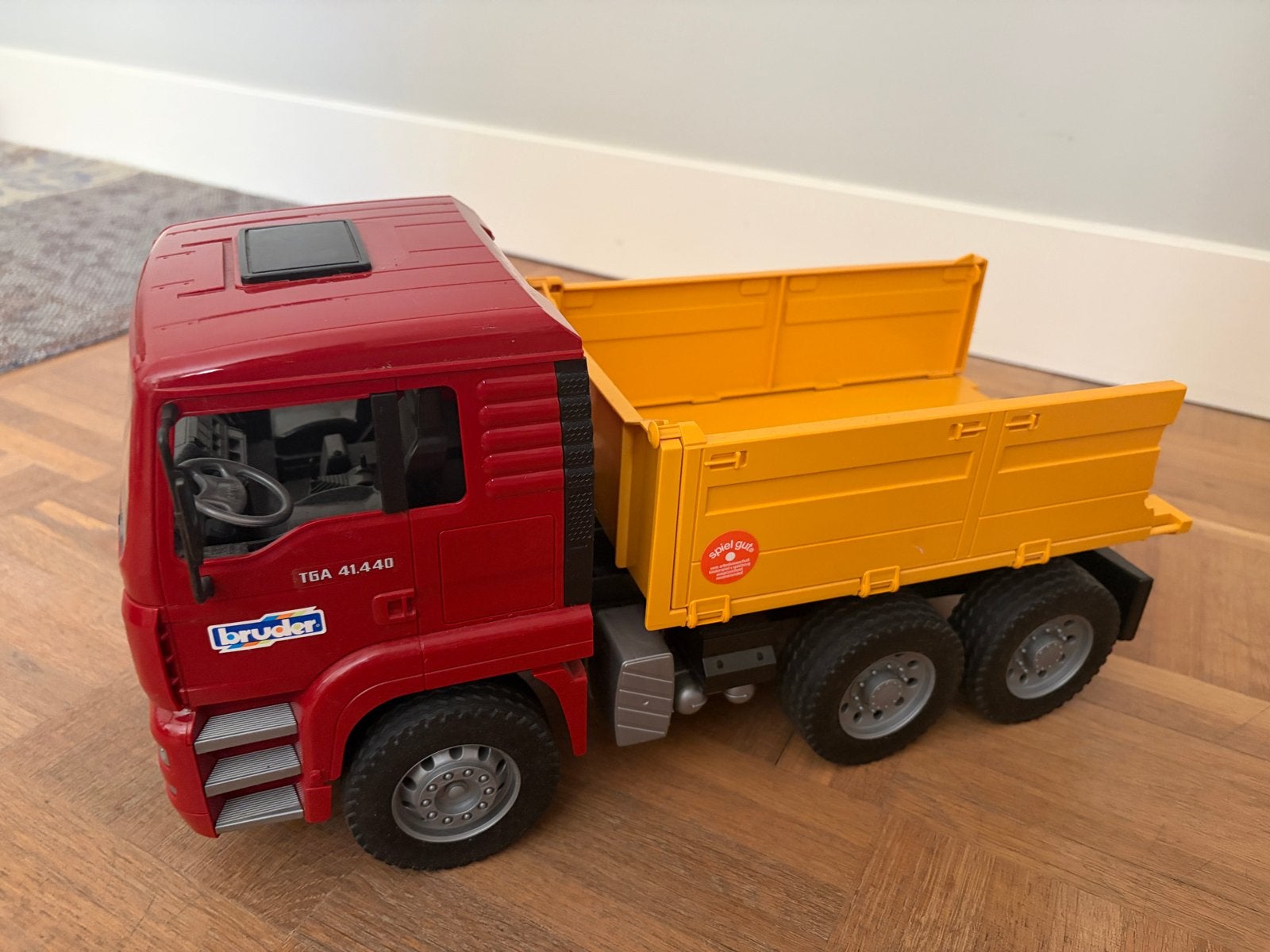 Bruder vrachtwagen met defecte klep - MAN TGA 41.440, Ophalen, Gebruikt