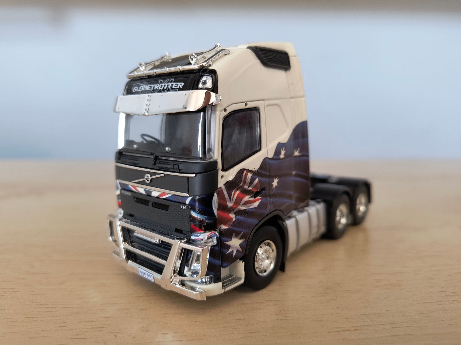 Tekno Volvo Aussie Tribute Truck, Ophalen of Verzenden, Zo goed als nieuw, Bus of Vrachtwagen, Tekno