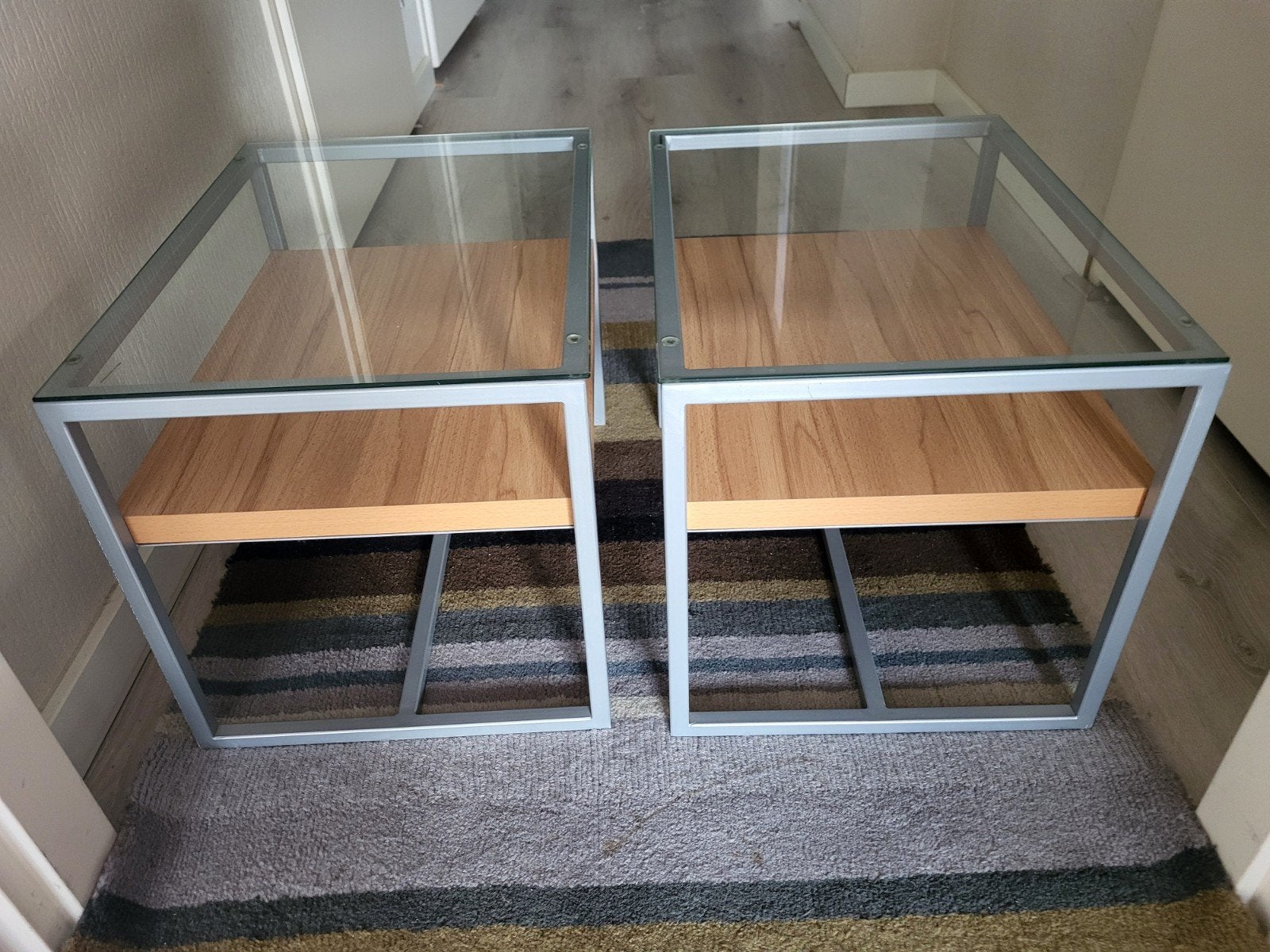 nachtkastjes te koop, Ophalen, Gebruikt, Metaal of Aluminium, 45 tot 65 cm