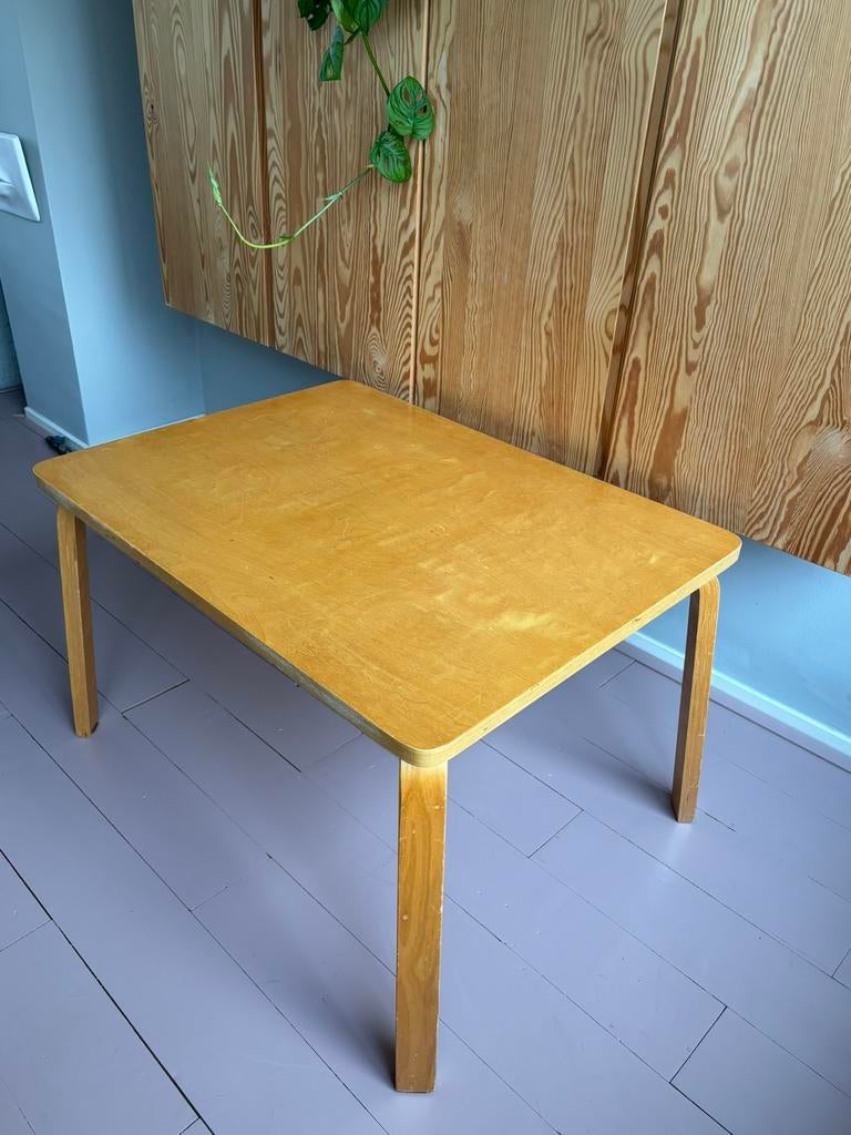 Vintage bijzet / salontafel plywood (IKEA, Alvar Aalto?), Gebruikt, 55 tot 75 cm, Rechthoekig, Hout
