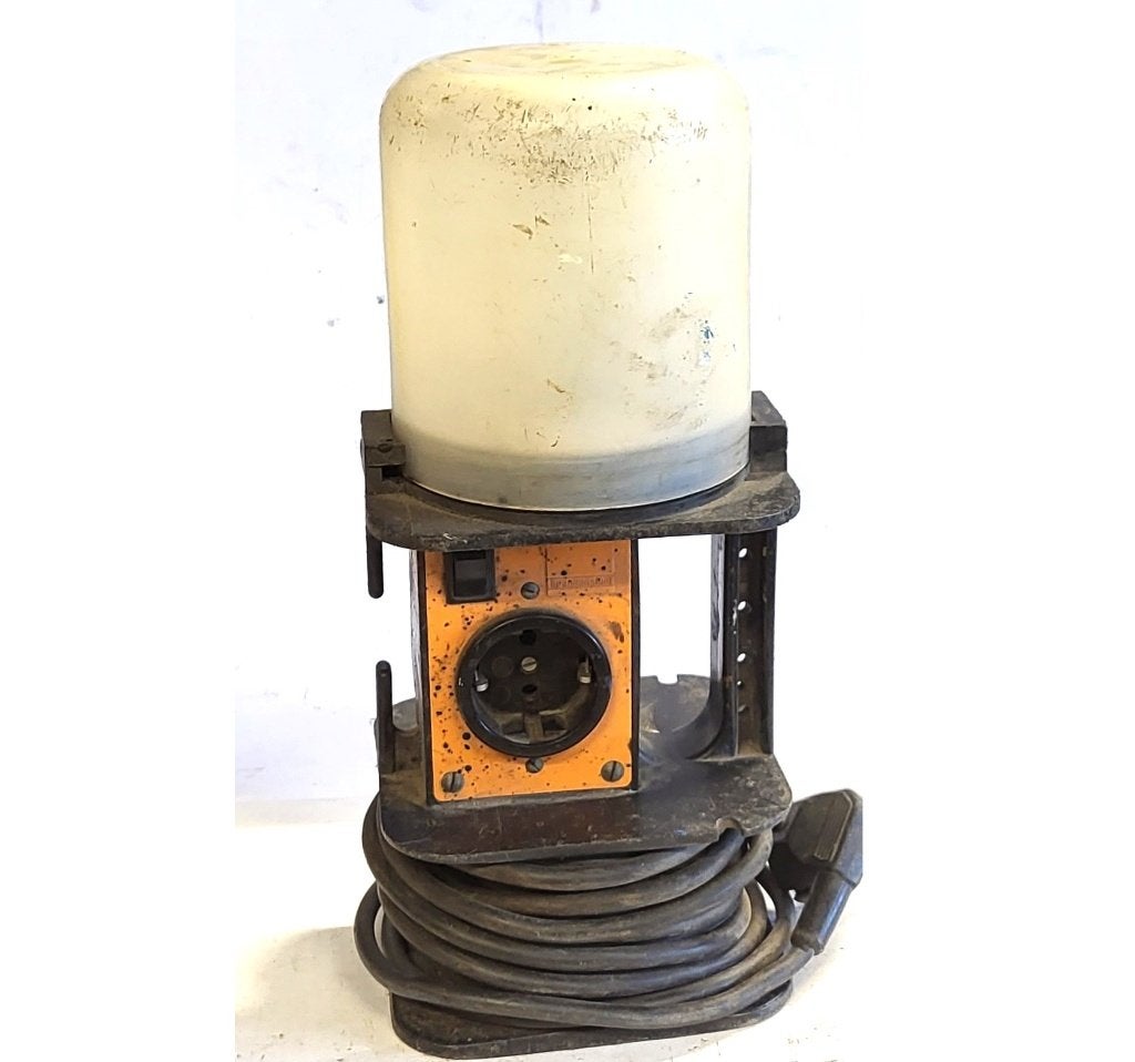 Werklamp met Stopcontact Bouwlamp Industriële lamp, Ophalen of Verzenden, Gebruikt