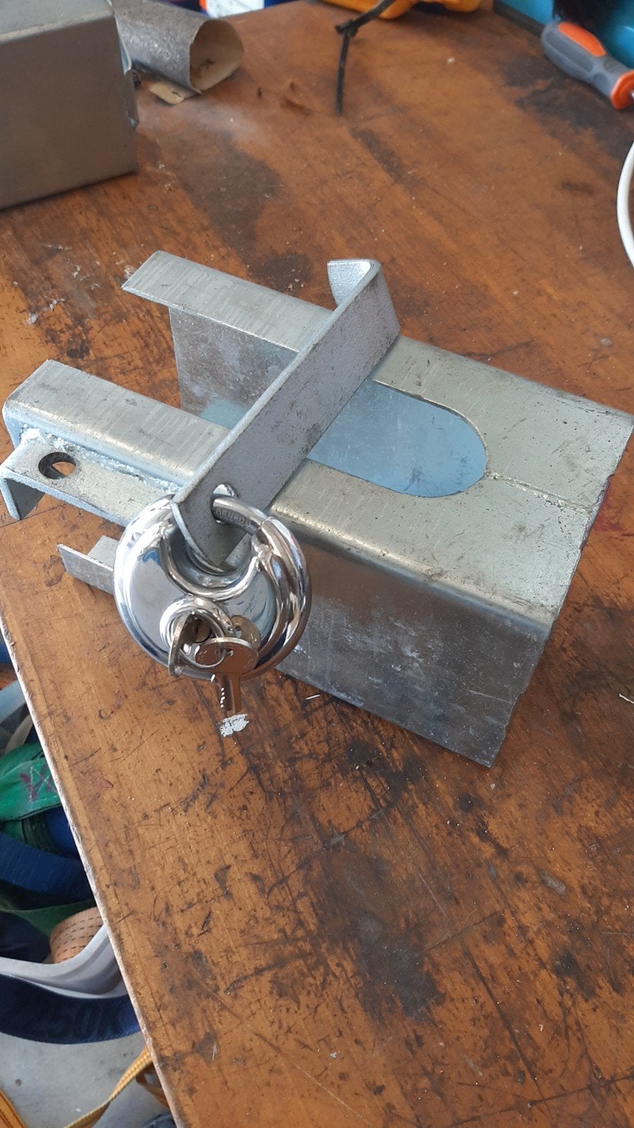disselslot met rond slot, Ophalen of Verzenden