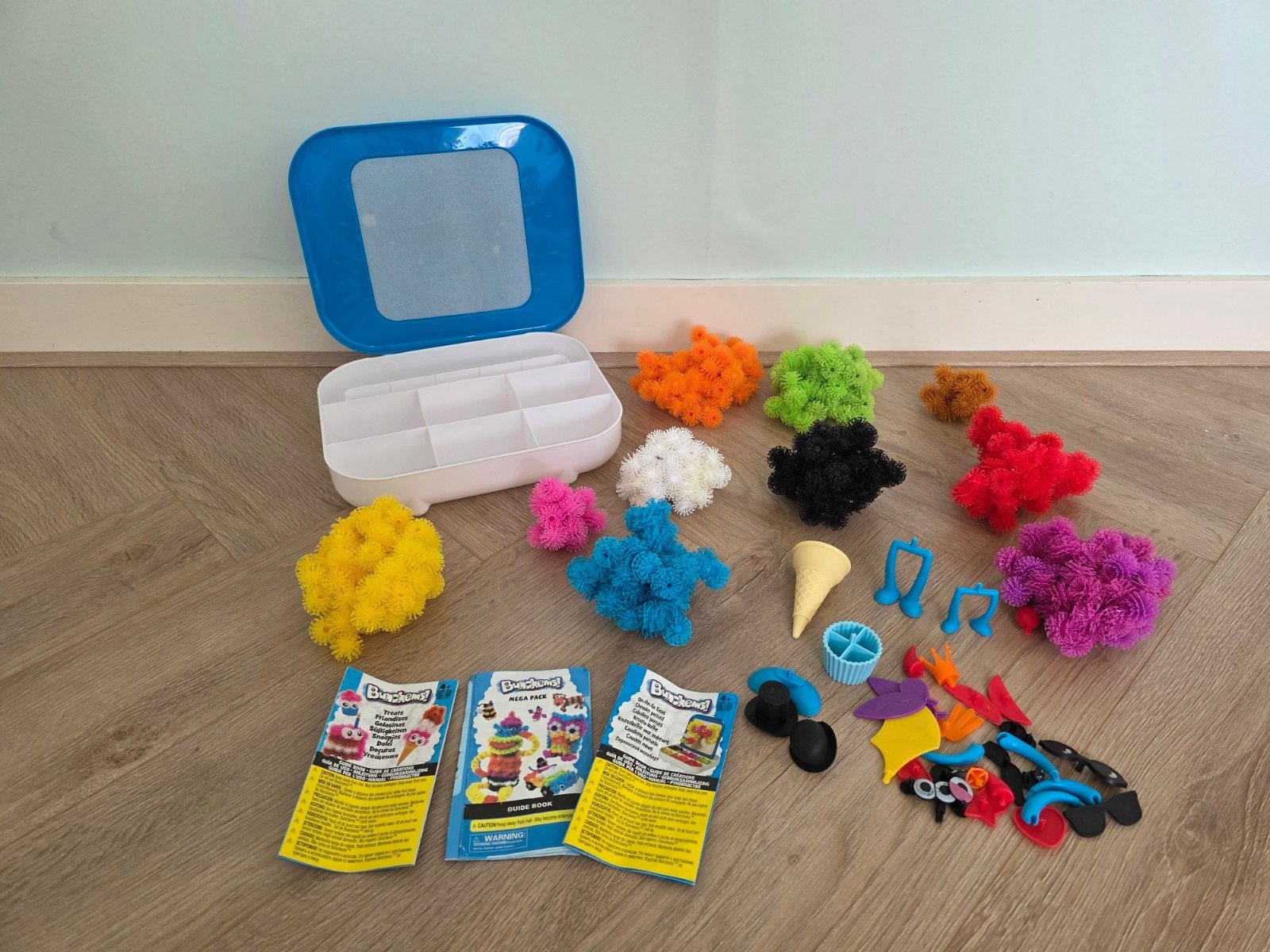 Bunchems Mega Pack, snoepjes en koffer, Kinderen en Baby's, Ophalen of Verzenden, Gebruikt, Knutselen
