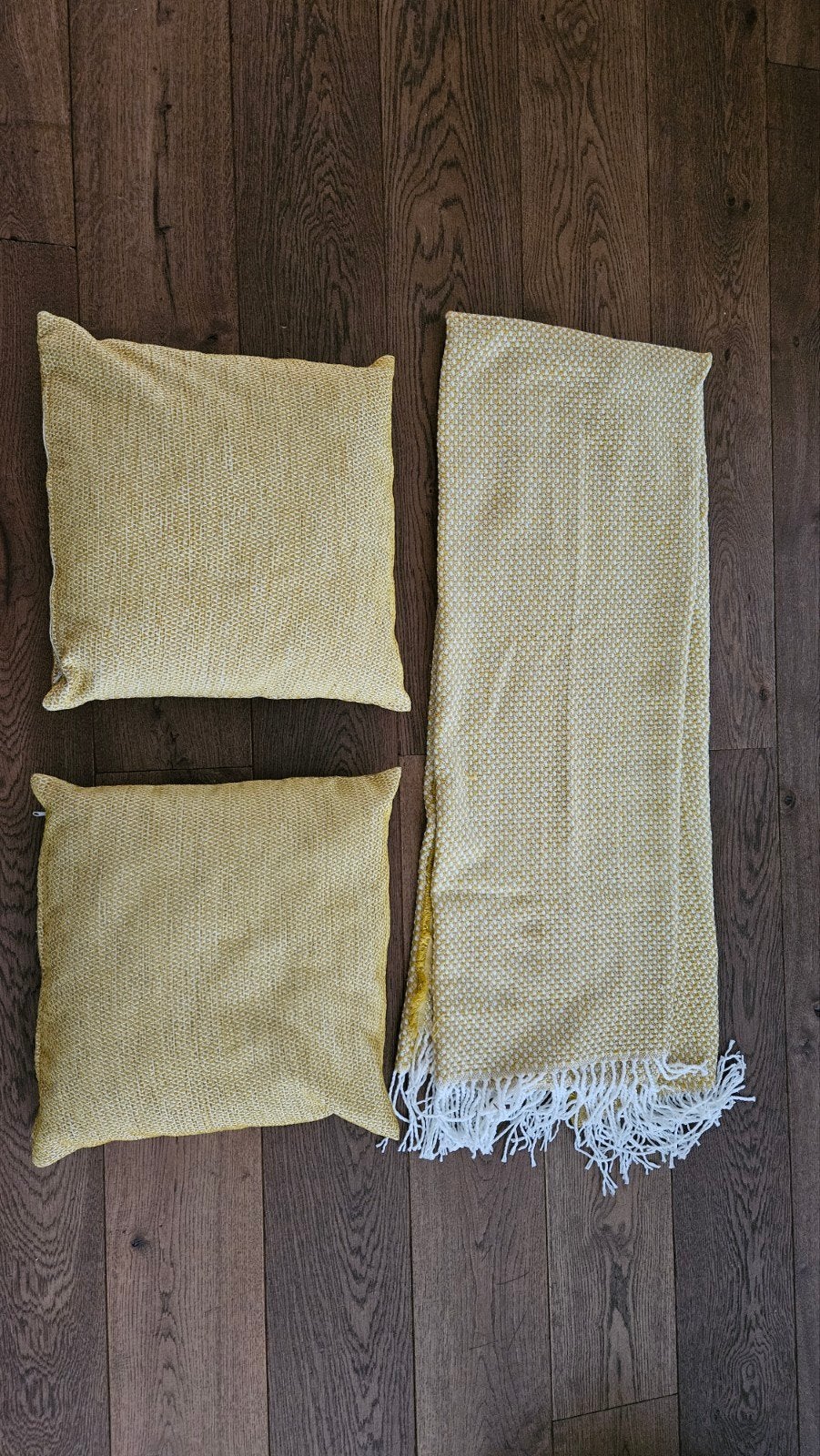 Gele sprei en twee sierkussens, Gebruikt, Geel, Vierkant, Ophalen of Verzenden