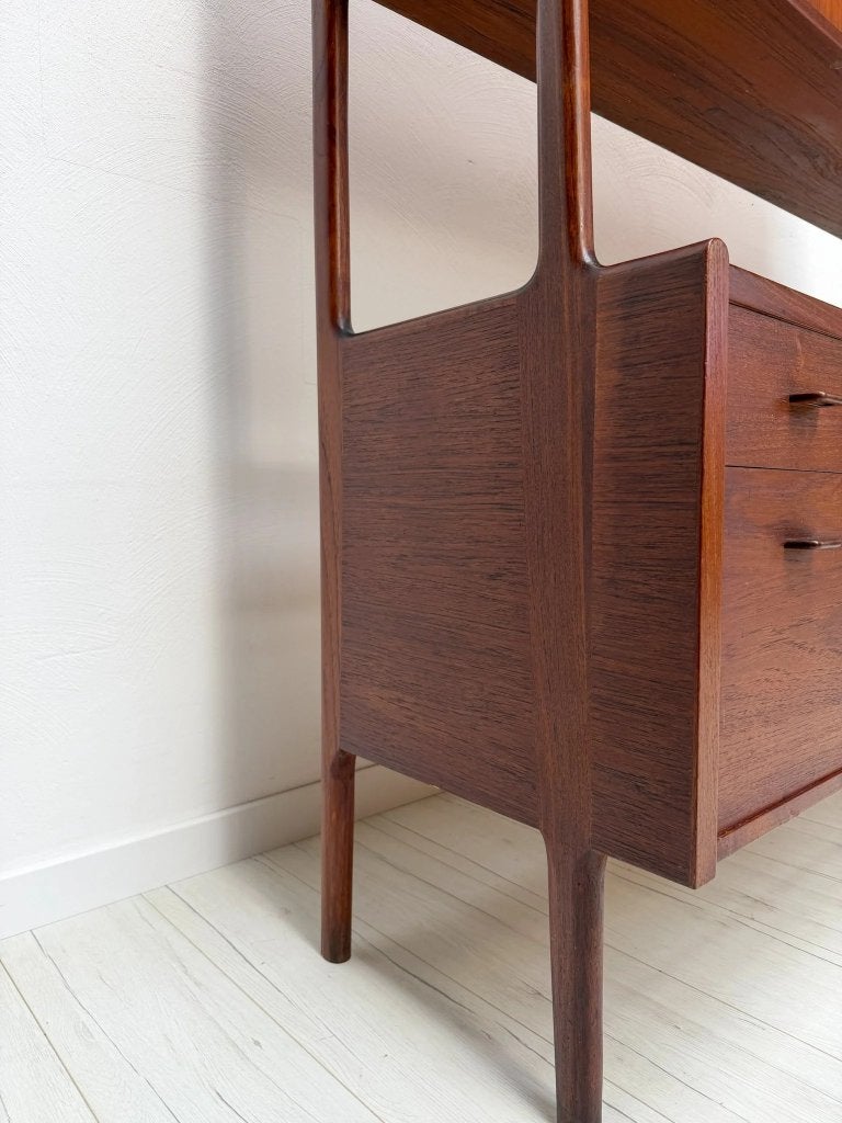 Hans Wegner RY20 teak dressoir Ry Møbler Deens jaren 50, Ophalen of Verzenden, Zo goed als nieuw, 25 tot 50 cm, Teakhout