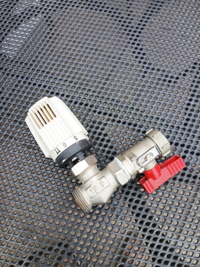 Thermostaat kraan, Doe-het-zelf en Verbouw, Verwarming en Radiatoren, Ophalen of Verzenden, Minder dan 60 cm, Thermostaat, Minder dan 30 cm
