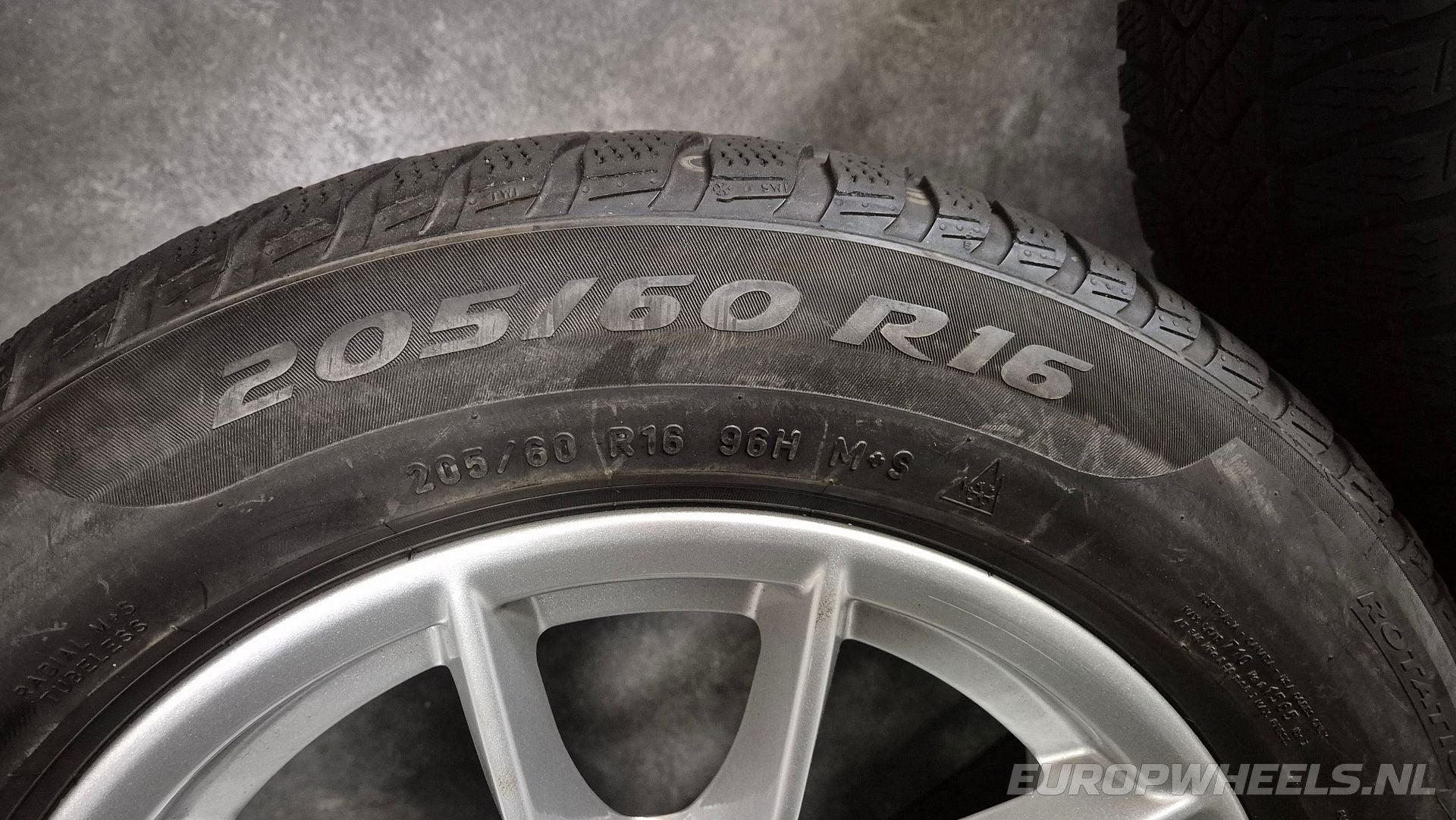 16 inch BMW G20 G21 velgen winterbanden Styling 774, Auto-onderdelen, Gebruikt, -, Banden en Velgen, -