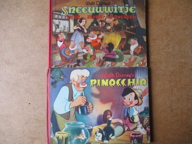 adv8481 pinocchio en sneeuwwitje, Boeken, Stripboeken, Eén stripboek, Ophalen, Gelezen