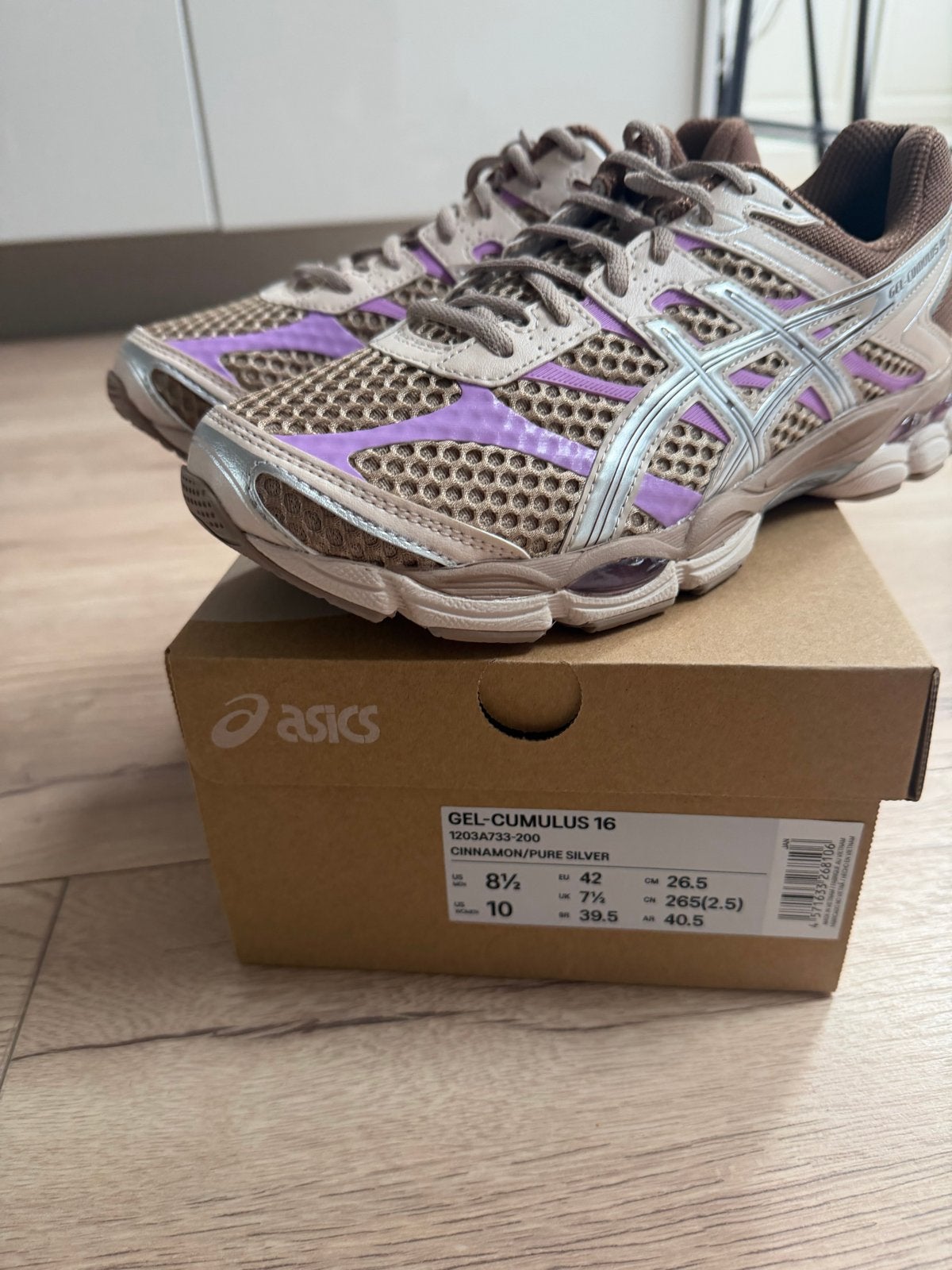 ASICS Gel-Cumulus 16 Cinnamon/Pure Silver - Maat 42 - NIEUW, Hardloopschoenen, Nieuw, Ophalen of Verzenden, Hardlopen