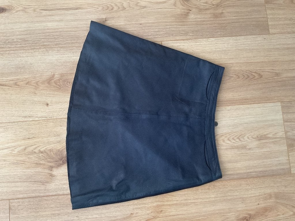Tommy Hilfiger lederen rok maat 36, Kleding | Dames, Rokken, Blauw, Ophalen of Verzenden, Zo goed als nieuw, Maat 36 (S)