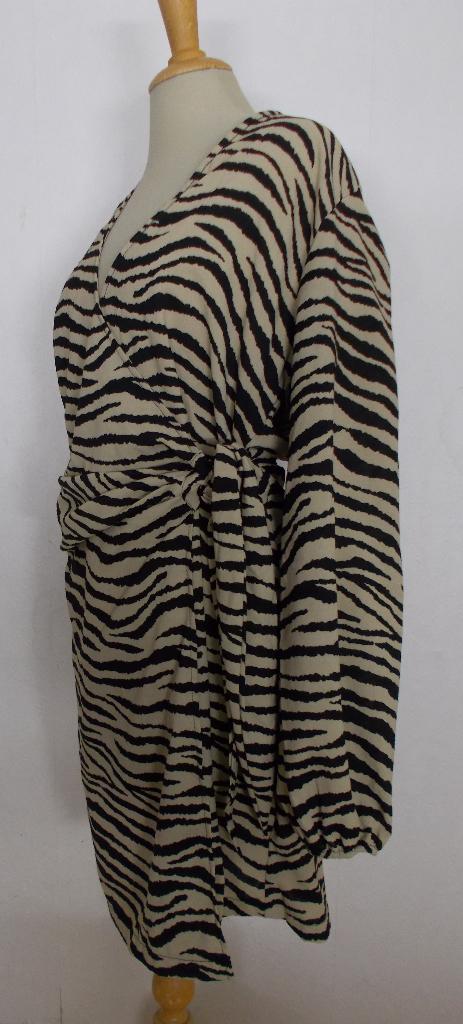 Oaklyn graphic zebra dress van Neo Noir! M, Maat 38/40 (M), Bruin, Verzenden, Zo goed als nieuw