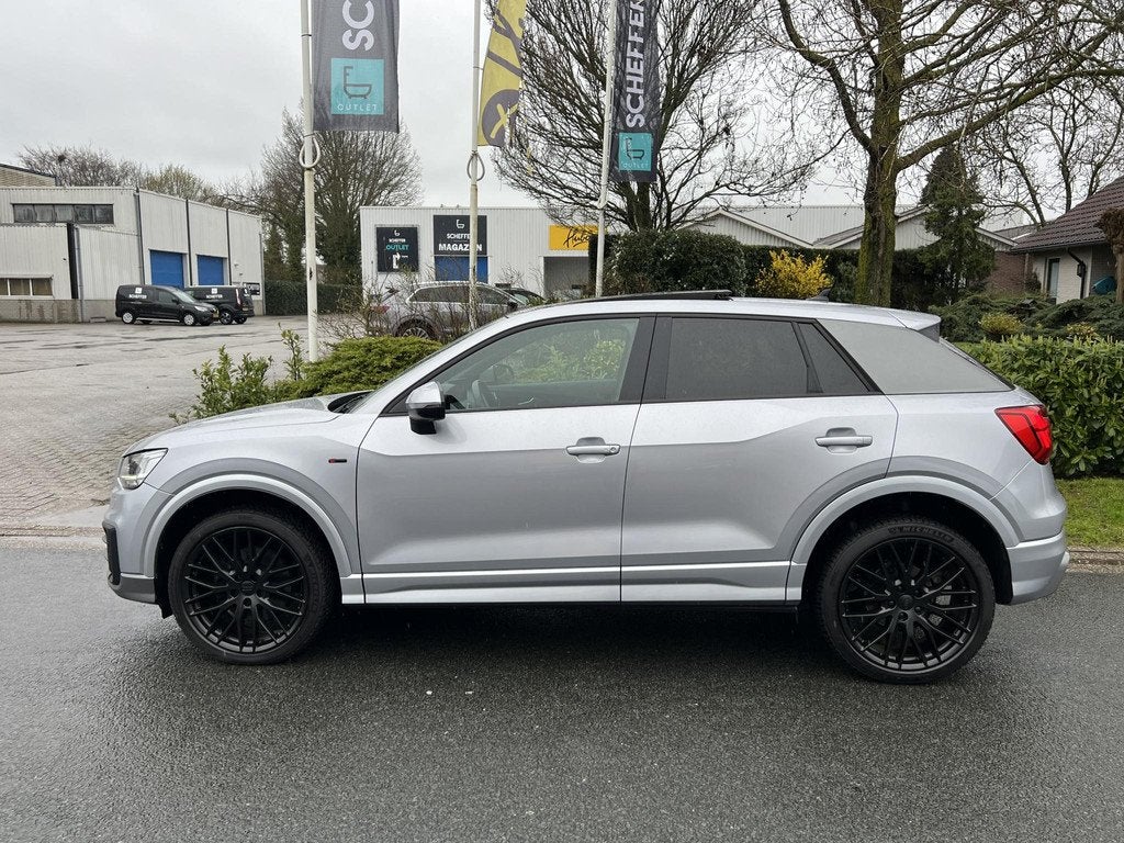 Audi Q2 35 TFSI 150PK Automaat•S-Line•Pano•Leder, Auto's, Audi, 4 cilinders, 150 pk, Leder, Bedrijf
