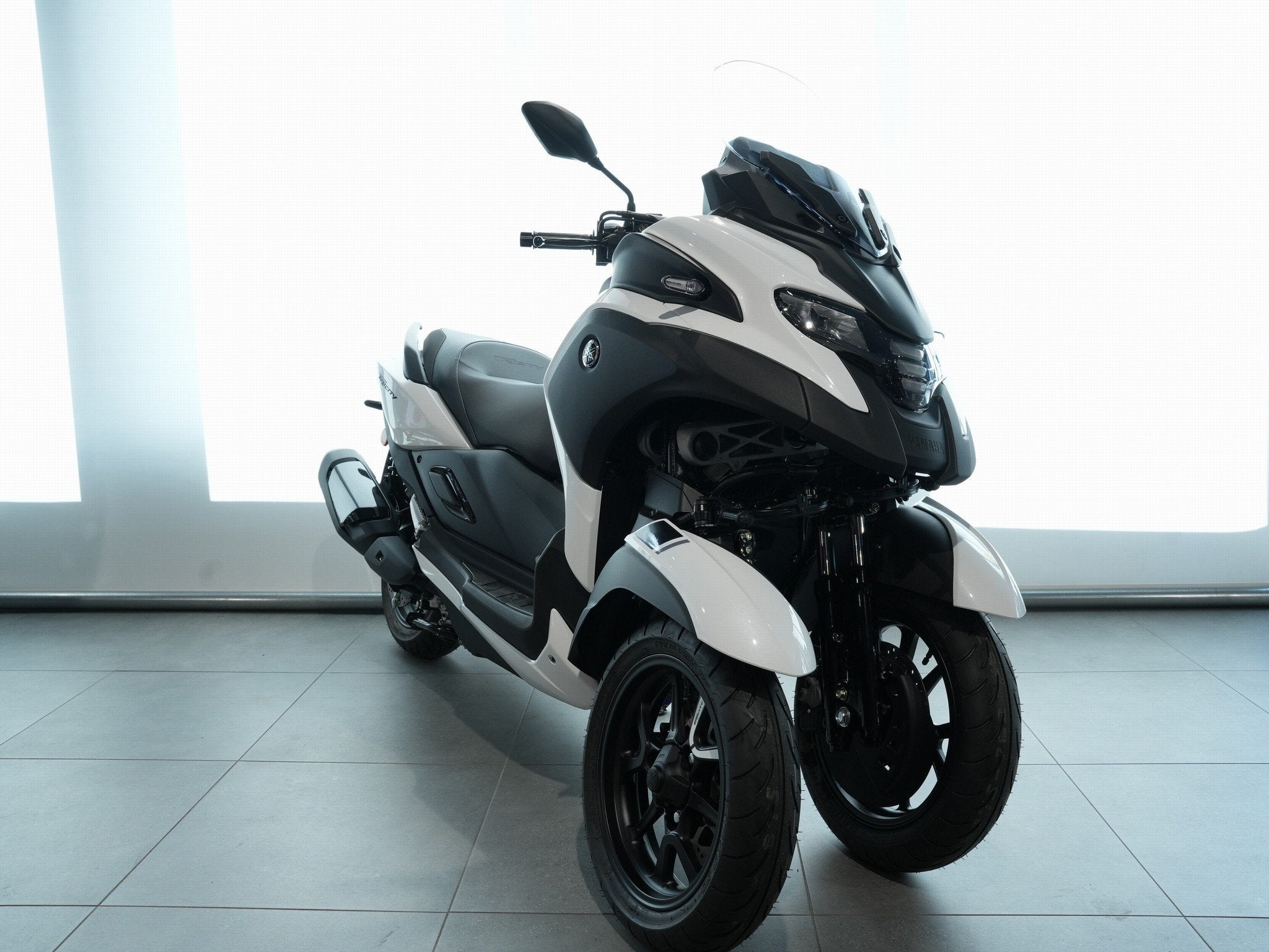 Yamaha TRICITY 300 (bj 2026), Motoren, Scooter, Klantenservice@yamaha-motor.nl, Koolhovenlaan 101
1119 NC  Schiphol-Rijk, NL, 12 t/m 35 kW