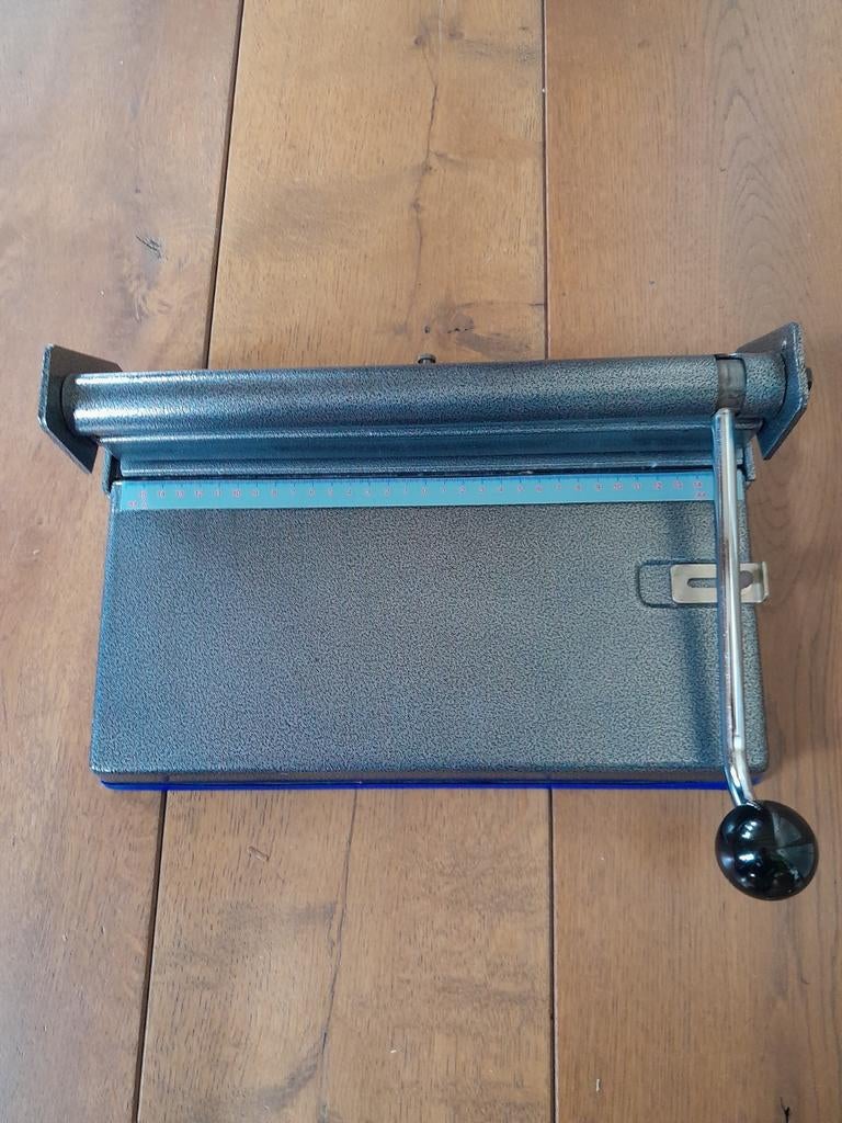 Perforator 23 Gaats voor ringmappen., Diversen, Ophalen of Verzenden, Gebruikt