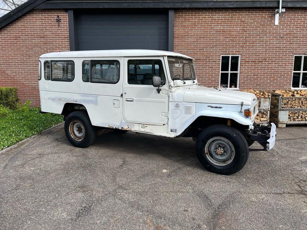 Toyota Land Cruiser, Auto's, Wit, Bedrijf, SUV of Terreinwagen, Handgeschakeld