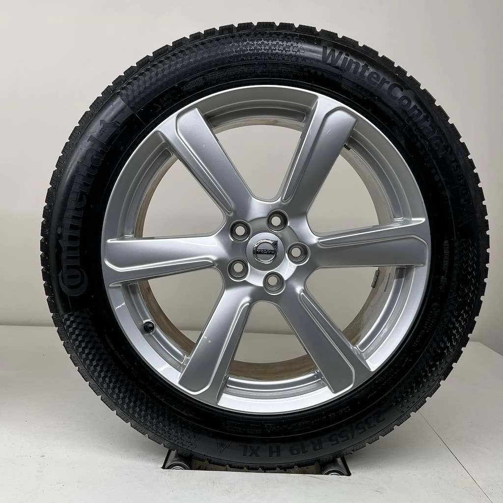 Volvo XC90 - 19 inch - winterbanden, Auto-onderdelen, Banden en Velgen, 19 inch, Gebruikt, Banden en Velgen, 235 mm