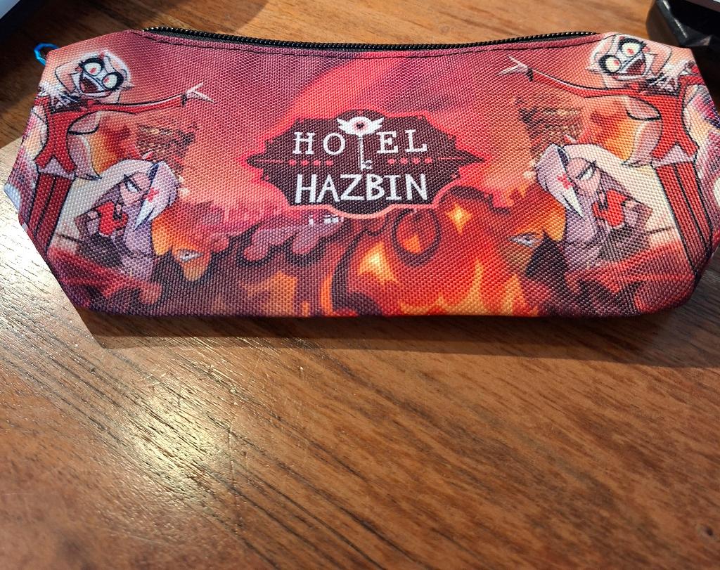 Hazbin Hotel Etui - Nieuw!, Ophalen of Verzenden, Nieuw