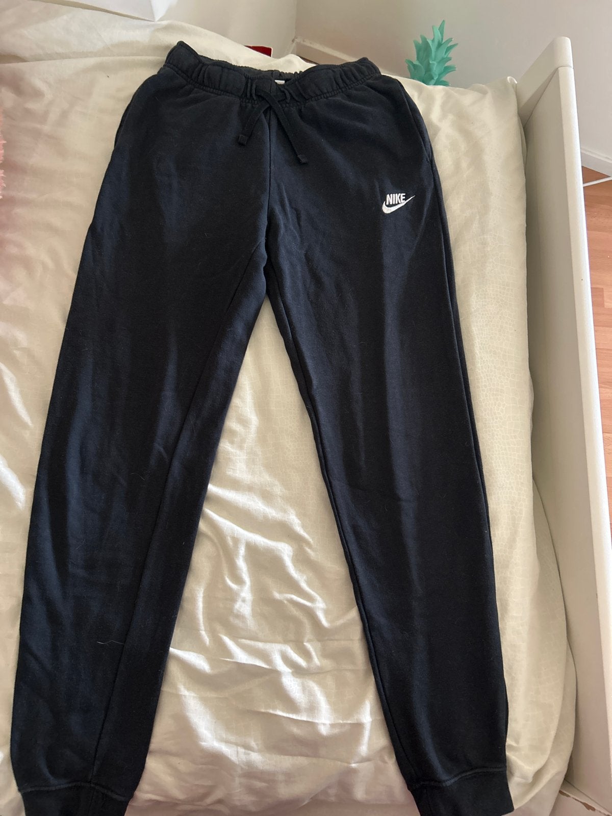 Nike joggingbroek zwart - Maat XS, Kleding | Dames, Zwart, Ophalen of Verzenden, Zo goed als nieuw, Maat 34 (XS) of kleiner
