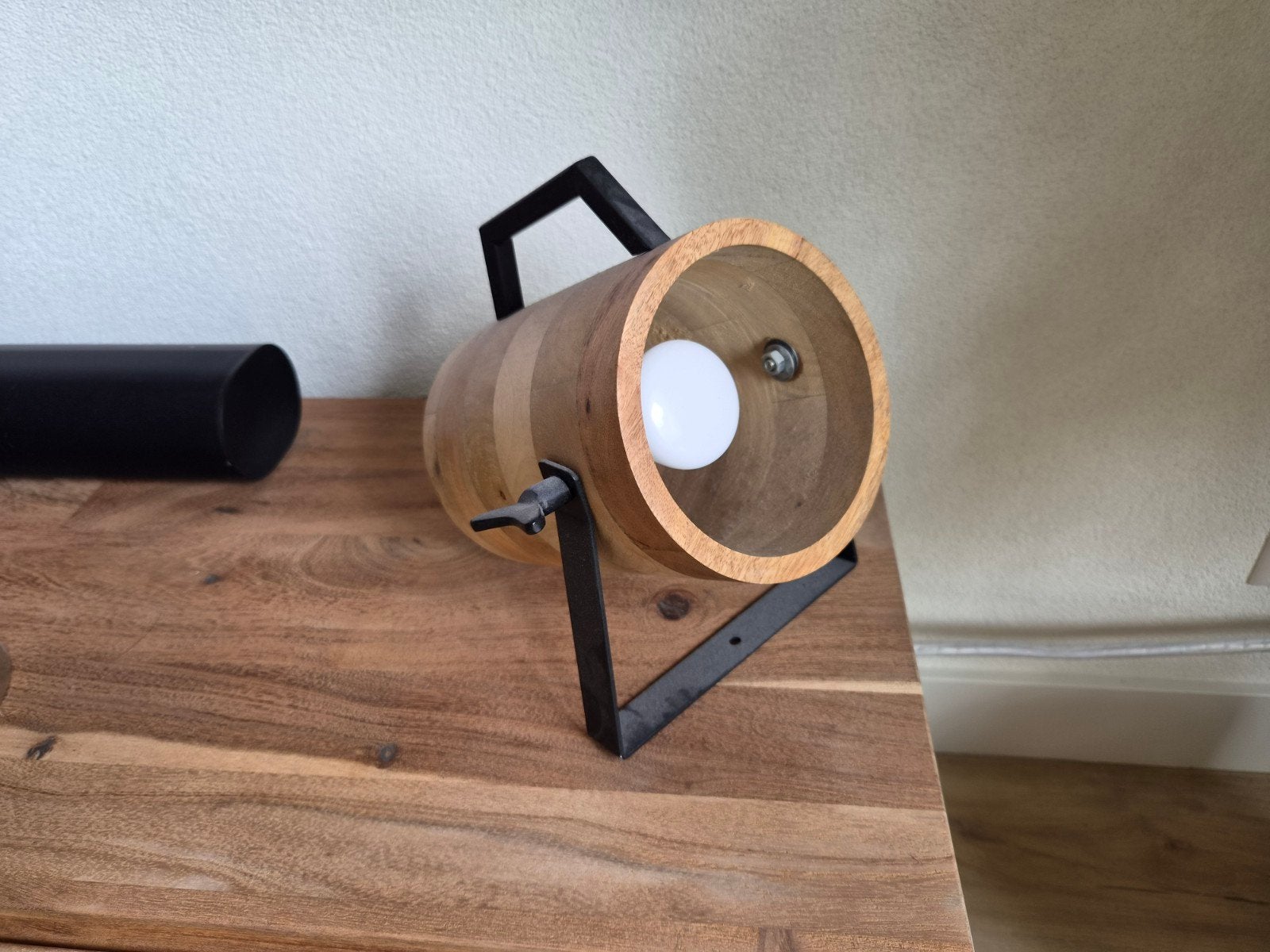 Unieke houten tafellamp met metalen standaard, Ophalen, Zo goed als nieuw, Hout