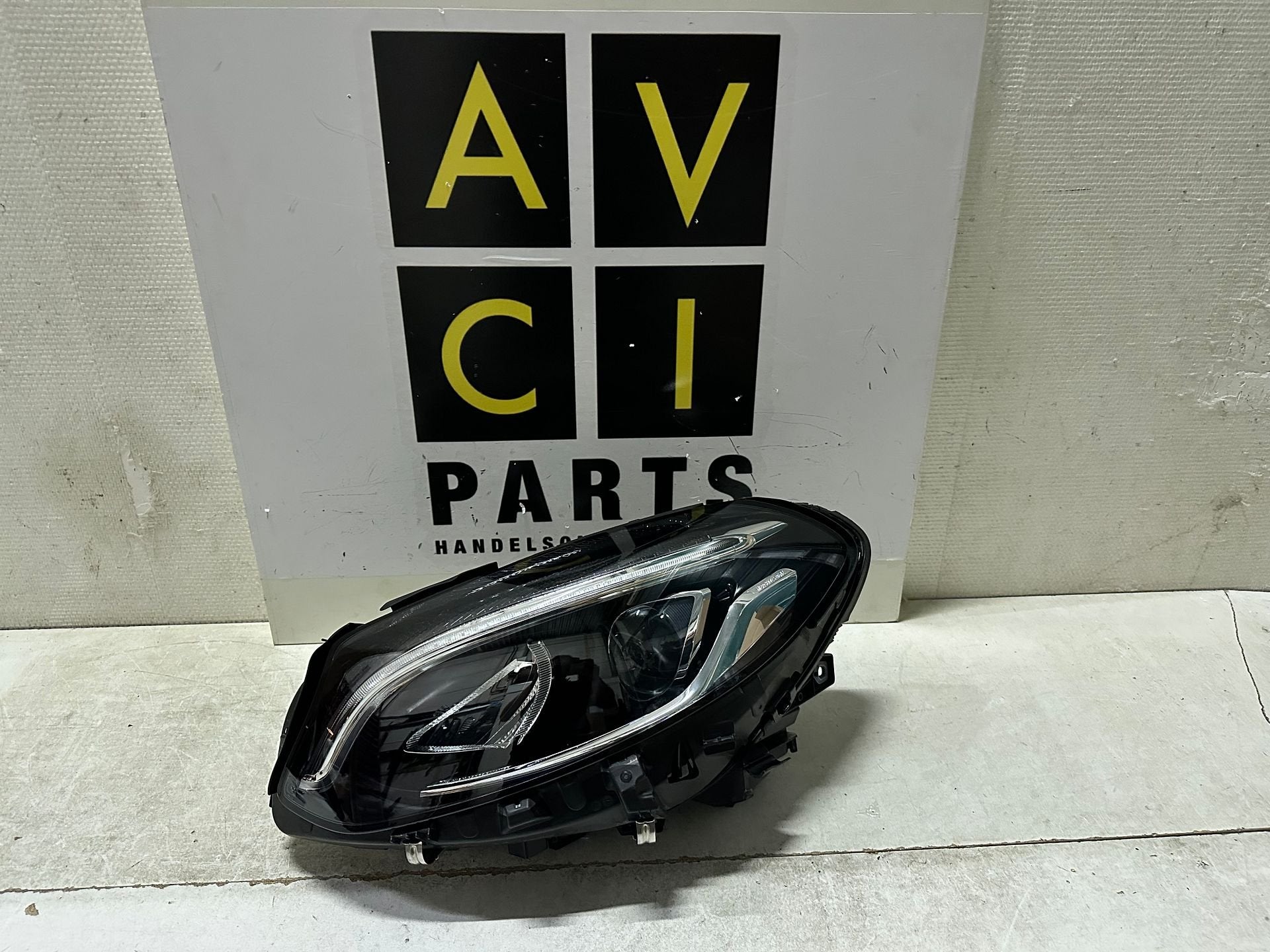 Koplamp Mercedes B klasse W246 Facelift Led Hp A2469065301, Gebruikt, -, Ophalen of Verzenden, -