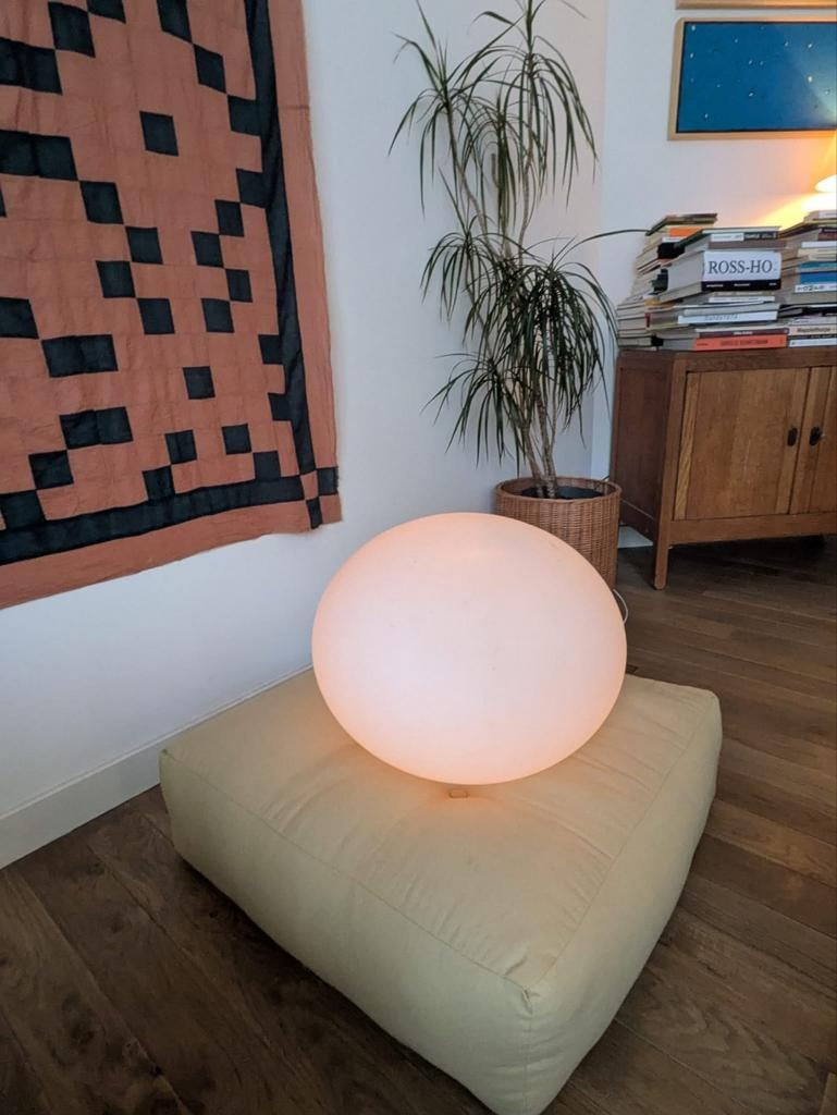 Zeer grote matglazen ronde vloerlamp, Flos Glo-Ball look, Ophalen, Glas