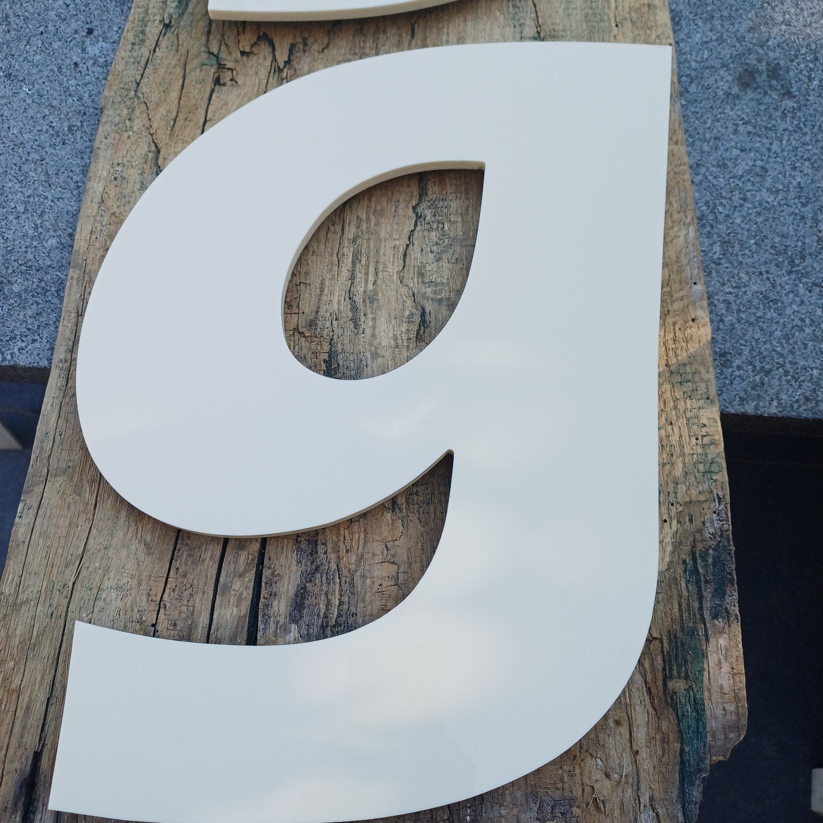 Gevelletters / Reclameletters / Decoratieletters Kunststof, Ophalen